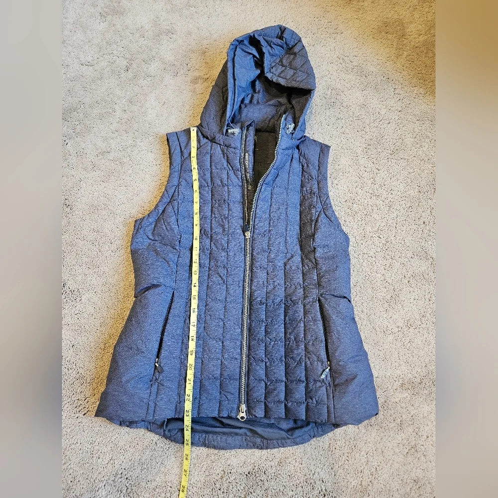 Zero Restriction Lizzie Down Vest Storm Blue women's Medium Winter Fall Puffer